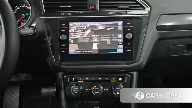 Volkswagen Tiguan second Generation 2020 Серый из Кореи, фото 3