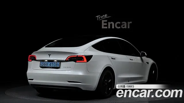 Tesla Model 3 2021 Белый из Кореи, фото 3