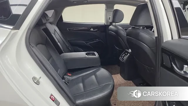 Kia Come New K7 2018 Белый из Кореи, фото 3