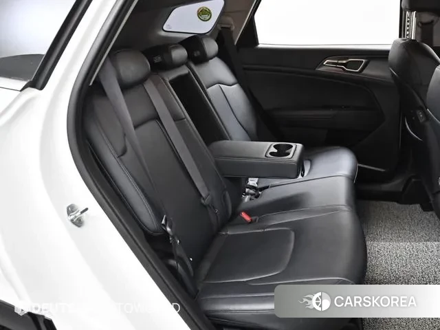 Kia Sportage 5th Generation 2021 Белый из Кореи, фото 3