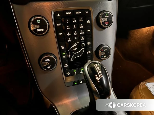 Volvo V40 Cross-Country 2018 Белый из Кореи, фото 3