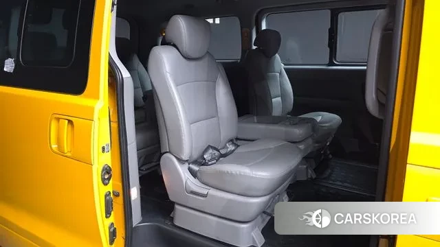 Hyundai The New Grand Starex 2018 Желтый из Кореи, фото 3