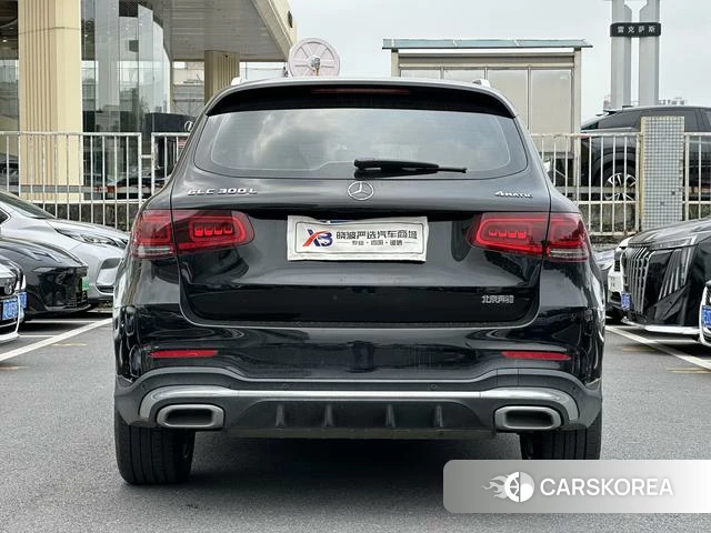 Mercedes-Benz GLC 2023 Черный из Китая, фото 3