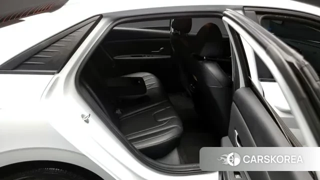 Hyundai Avante (CN7) 2022 Белый из Кореи, фото 3