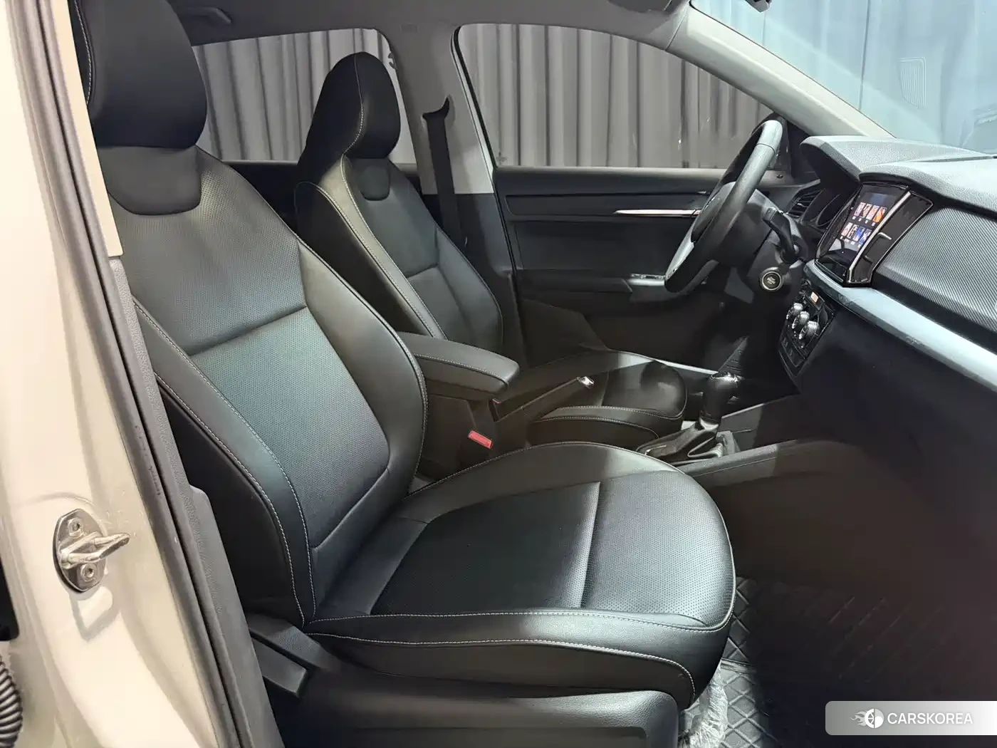 Skoda Kamiq 2022 Белый из Китая, фото 3