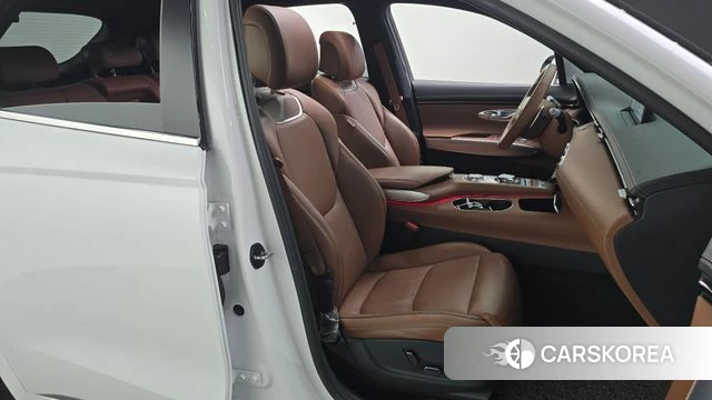 Genesis GV70 2023 Белый из Кореи, фото 3