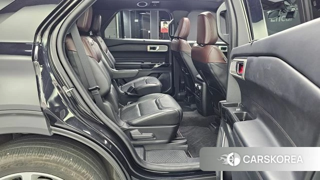 Ford Explorer 6th Generation 2022 Черный из Кореи, фото 3