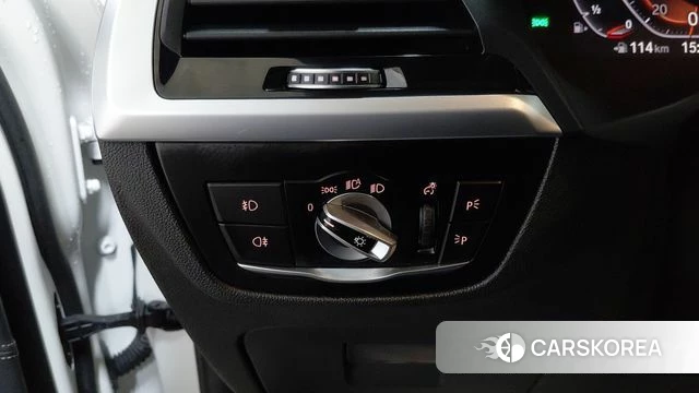 BMW X3 (G01) 2021 Черный из Кореи, фото 3