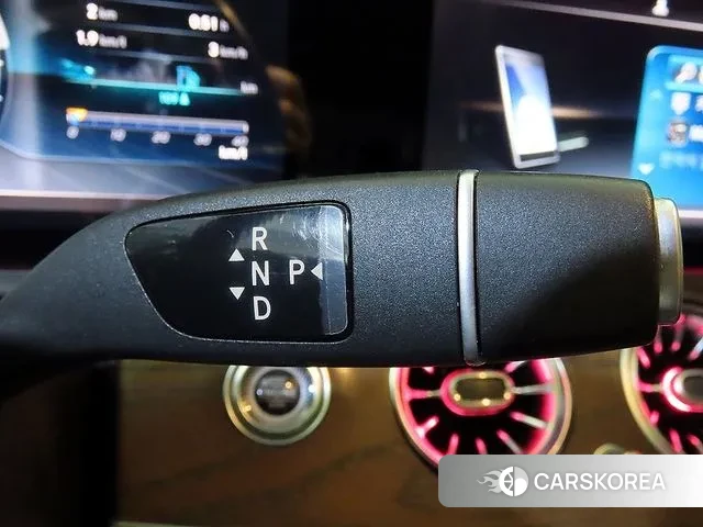 Mercedes-Benz E-Class W213 2018 Белый из Кореи, фото 3