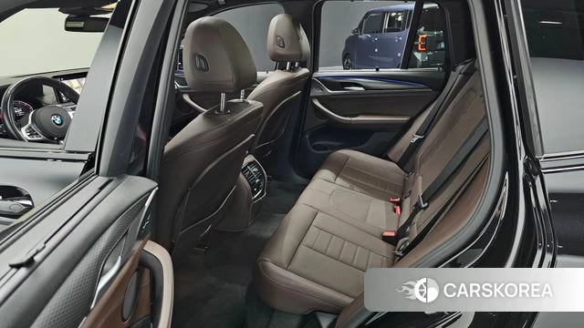 BMW X3 (G01) 2023 Черный из Кореи, фото 3