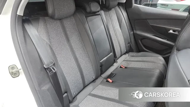 Peugeot 3008 second generation 2021 Белый из Кореи, фото 3