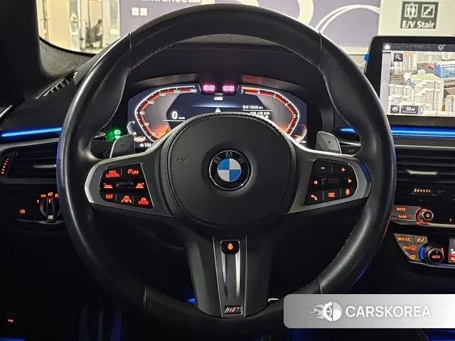 BMW 5 Series (G30) 2022 Белый из Кореи, фото 3