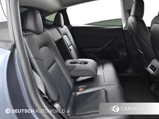 Tesla Model Y 2022 Серый из Кореи, фото 3