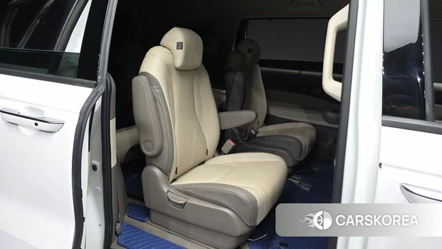 Kia The New Carnival 4th Generation 2023 Белый из Кореи, фото 3