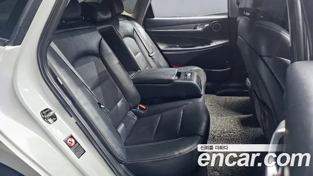 Hyundai Grandeur IG 2018 Белый из Кореи, фото 3