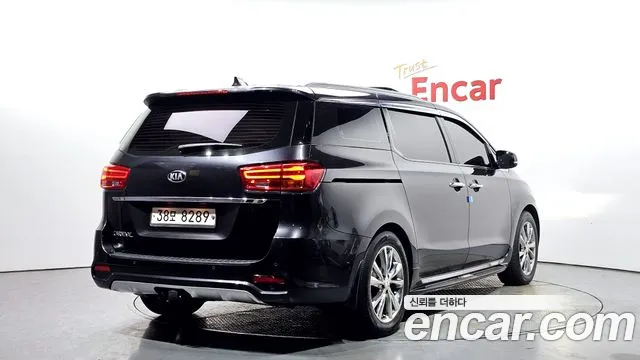 Kia The New Carnival 2019 Серый из Кореи, фото 3