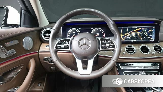 Mercedes-Benz E-Class W213 2019 Белый из Кореи, фото 3