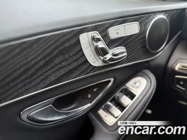 Mercedes-Benz C-Class W205 2018 Белый из Кореи, фото 3