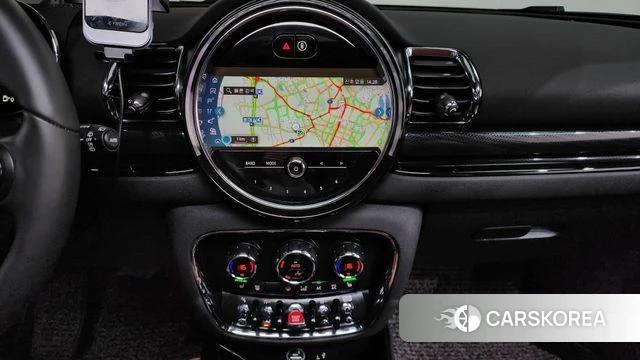 Mini Cooper S Clubman 2024 Черный из Кореи, фото 3