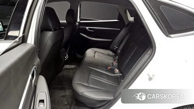 Hyundai Sonata D Edge Hybrid (DN8) 2024 Белый из Кореи, фото 3