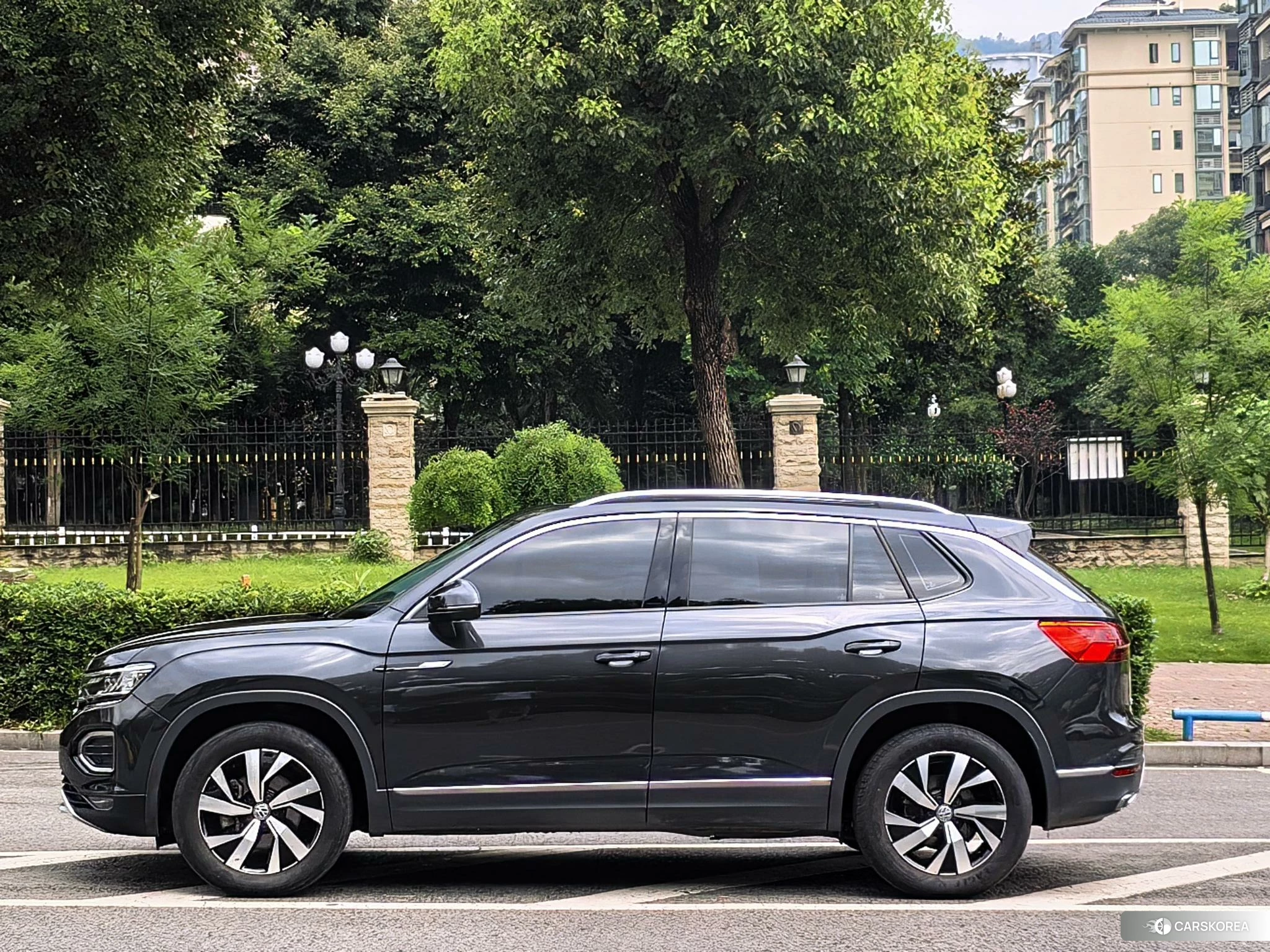 Volkswagen Tanyue 2021 Черный из Китая, фото 3