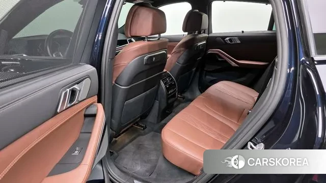 BMW X6 (G06) 2025 Черный из Кореи, фото 3