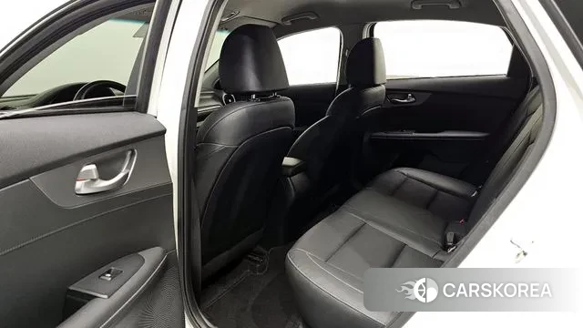 Kia Come New K3 2018 Белый из Кореи, фото 3