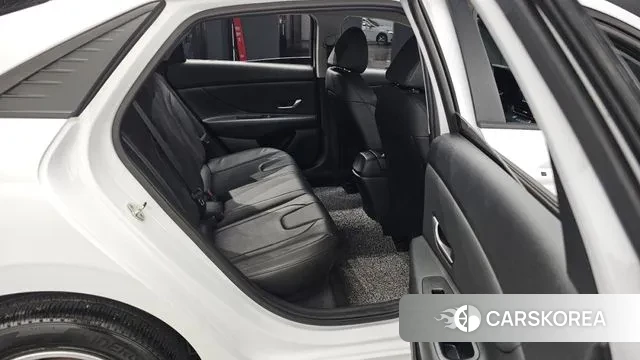 Hyundai Avante (CN7) 2021 Белый из Кореи, фото 3