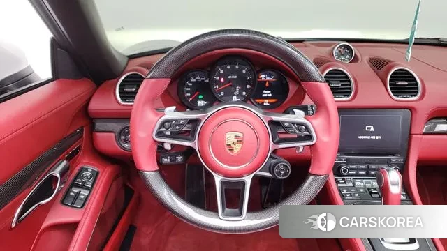 Porsche 718 Boxster 2024 Серебряный из Кореи, фото 3