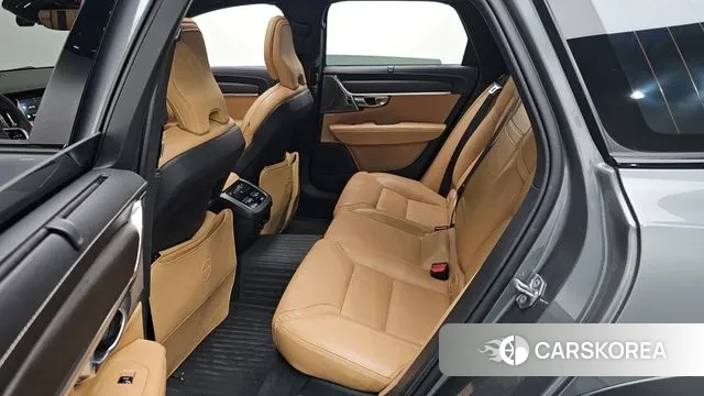 Volvo V90 Cross-Country 2019 Цвет галактики из Кореи, фото 3