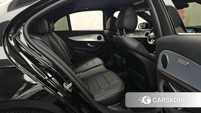 Mercedes-Benz E-Class W213 2020 Черный из Кореи, фото 3