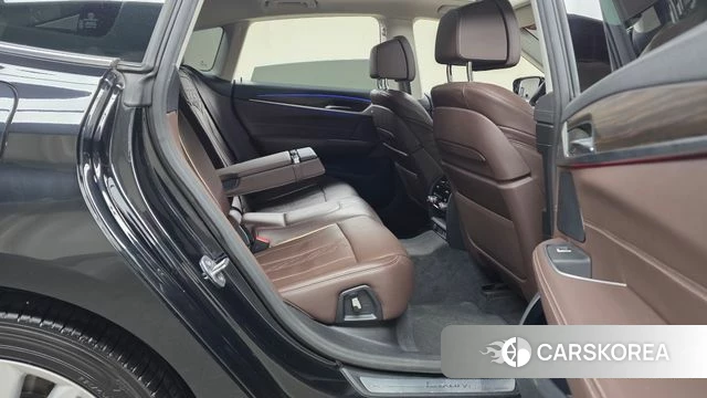 BMW 6 Series GT (G32) 2022 Черный из Кореи, фото 3