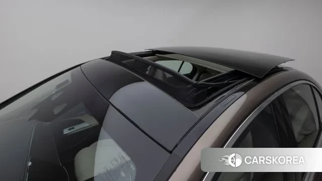 Mercedes-Benz E-Class W214 2024 Коричневый из Кореи, фото 3