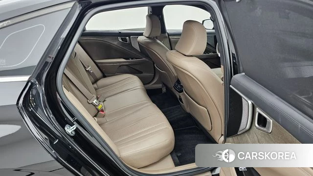 Kia K8 2022 Черный из Кореи, фото 3