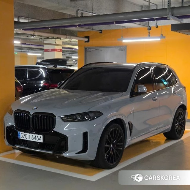BMW X5 (G05) 2026 Серебристо-серый из Кореи, фото 3