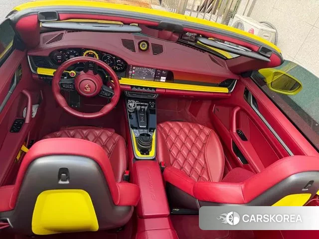 Porsche 911(992) 2020 Желтый из Кореи, фото 3