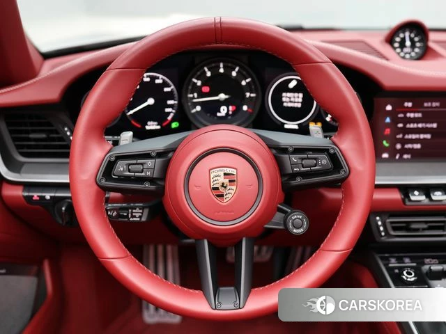 Porsche 911(992) 2023 Жемчужный цвет из Кореи, фото 3