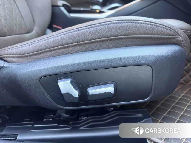 BMW 3 series 2023 Белый из Китая, фото 3