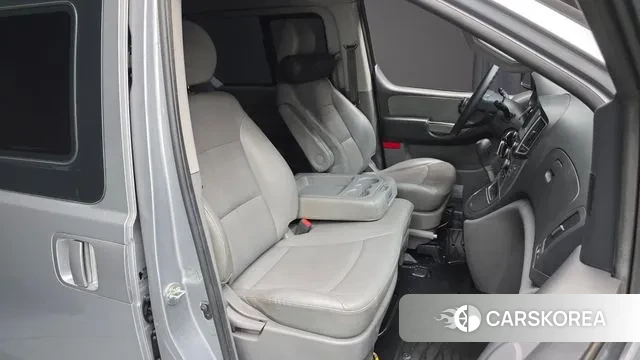 Hyundai The New Grand Starex 2018 Серебряный из Кореи, фото 3