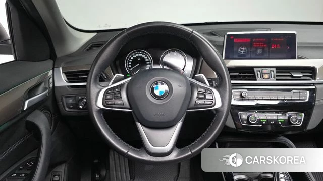 BMW X1 (F48) 2020 Белый из Кореи, фото 3