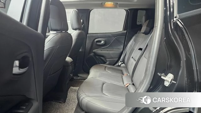 Jeep Renegade 2022 Черный из Кореи, фото 3