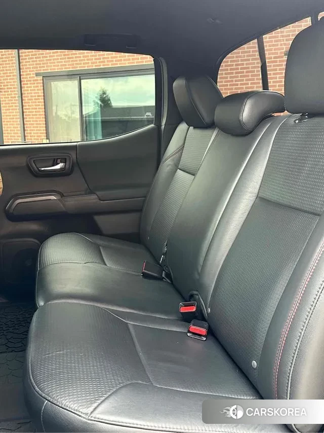 Toyota Tacoma 2021 Черный из Кореи, фото 3