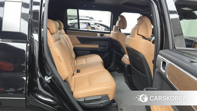 Hyundai Santa Fe (MX5) 2024 Черный из Кореи, фото 3