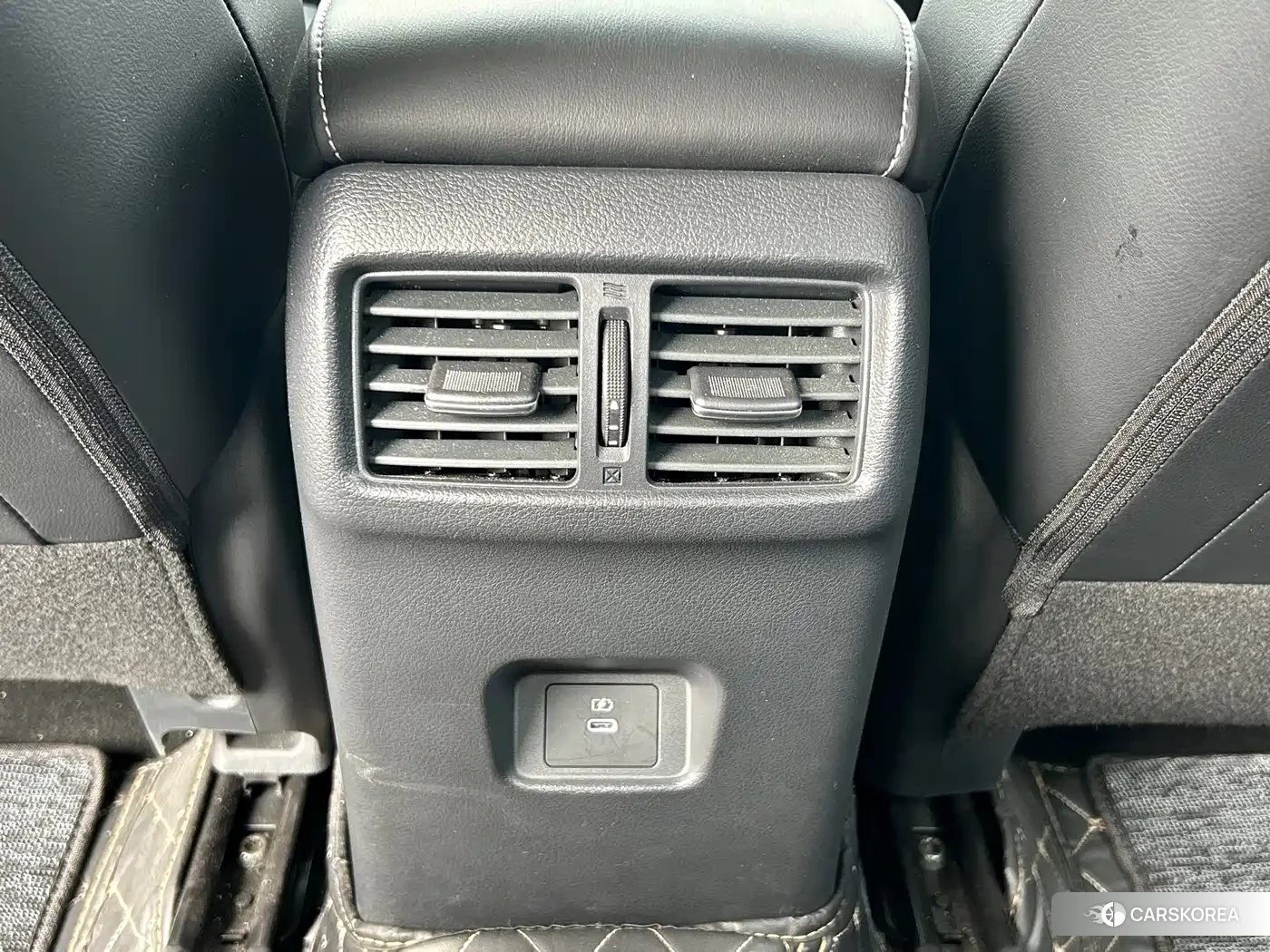 Nissan Sylphy 2024 Черный из Китая, фото 3