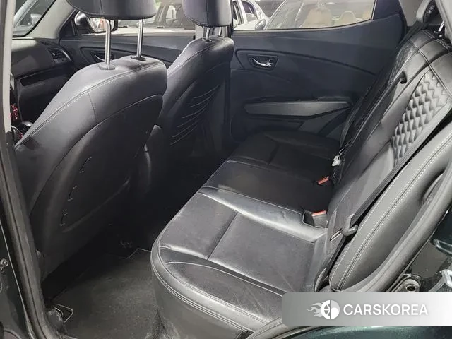 Ssangyong Tivoli Armor 2018 Темно-зеленый из Кореи, фото 3