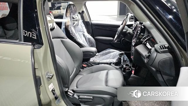 Mini Cooper 2019 Песочный из Кореи, фото 3