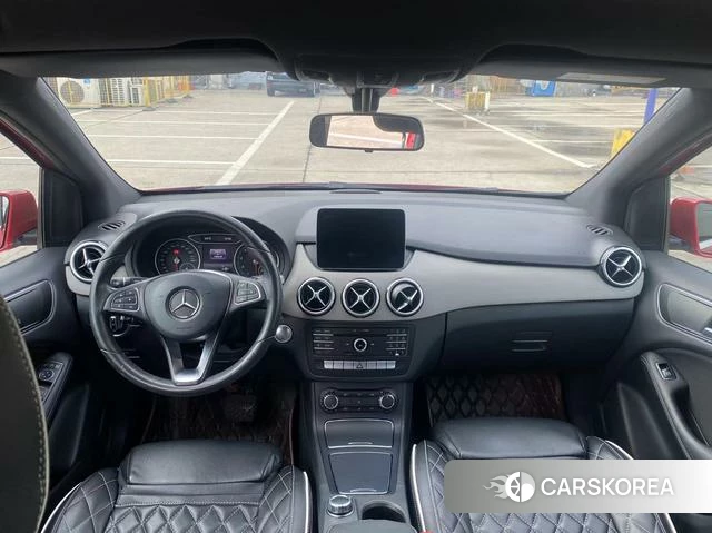 Mercedes-Benz Class B 2018 Красный из Китая, фото 3