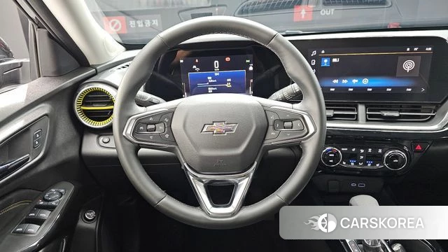 Chevrolet (GM Daewoo) Trax Crossover 2024 Черный из Кореи, фото 3