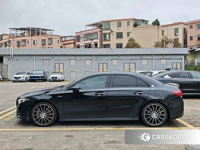 Mercedes-Benz Class A AMG 2023 Черный из Китая, фото 3
