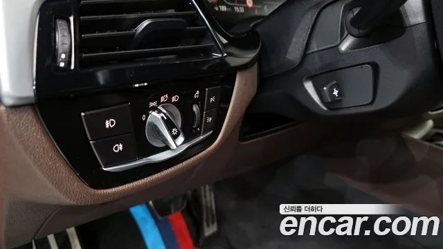 BMW 5 Series (G30) 2020 Серый из Кореи, фото 3